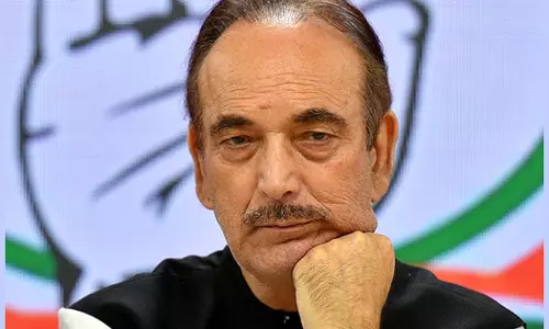 എന്റേത് ഉള്പ്പെടെ എല്ലാ രാഷ്ട്രീയ പാർട്ടികളും ഭിന്നിപ്പുണ്ടാക്കുന്നു: വിരമിക്കാനൊരുങ്ങി ഗുലാംനബി ആസാദ് എന്റേത് ഉള്പ്പെടെ എല്ലാ രാഷ്ട്രീയ പാർട്ടികളും ഭിന്നിപ്പുണ്ടാക്കുന്നു: വിരമിക്കാനൊരുങ്ങി ഗുലാംനബി ആസാദ്