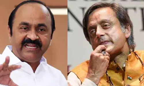 സിപിഎം പാര്ട്ടി കോണ്ഗ്രസ് സെമിനാര്; ശശി തരൂരിന്റെ വിലക്കിനെ ന്യായീകരിച്ച് പ്രതിപക്ഷ നേതാവ് സിപിഎം പാര്ട്ടി കോണ്ഗ്രസ് സെമിനാര്; ശശി തരൂരിന്റെ വിലക്കിനെ ന്യായീകരിച്ച് പ്രതിപക്ഷ നേതാവ്