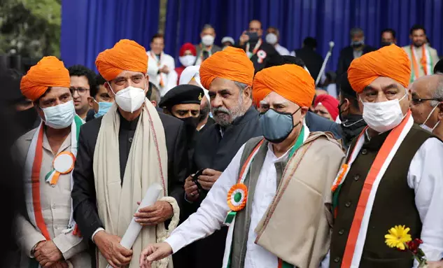 ഗുലാം നബി വീണ്ടും രാജ്യസഭയിലേക്ക്? ജി-23 നേതാക്കന്മാരുമായി ഡീൽ? തിരുത്തൽവാദികളെ അനുനയിപ്പിച്ച് സോണിയ