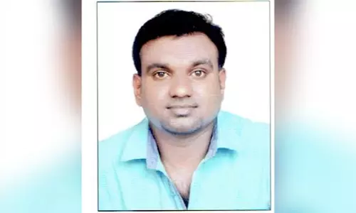 കായംകുളം സ്വദേശി ദുഖത്ത് തൂങ്ങിമരിച്ചു കായംകുളം സ്വദേശി ദുഖത്ത് തൂങ്ങിമരിച്ചു