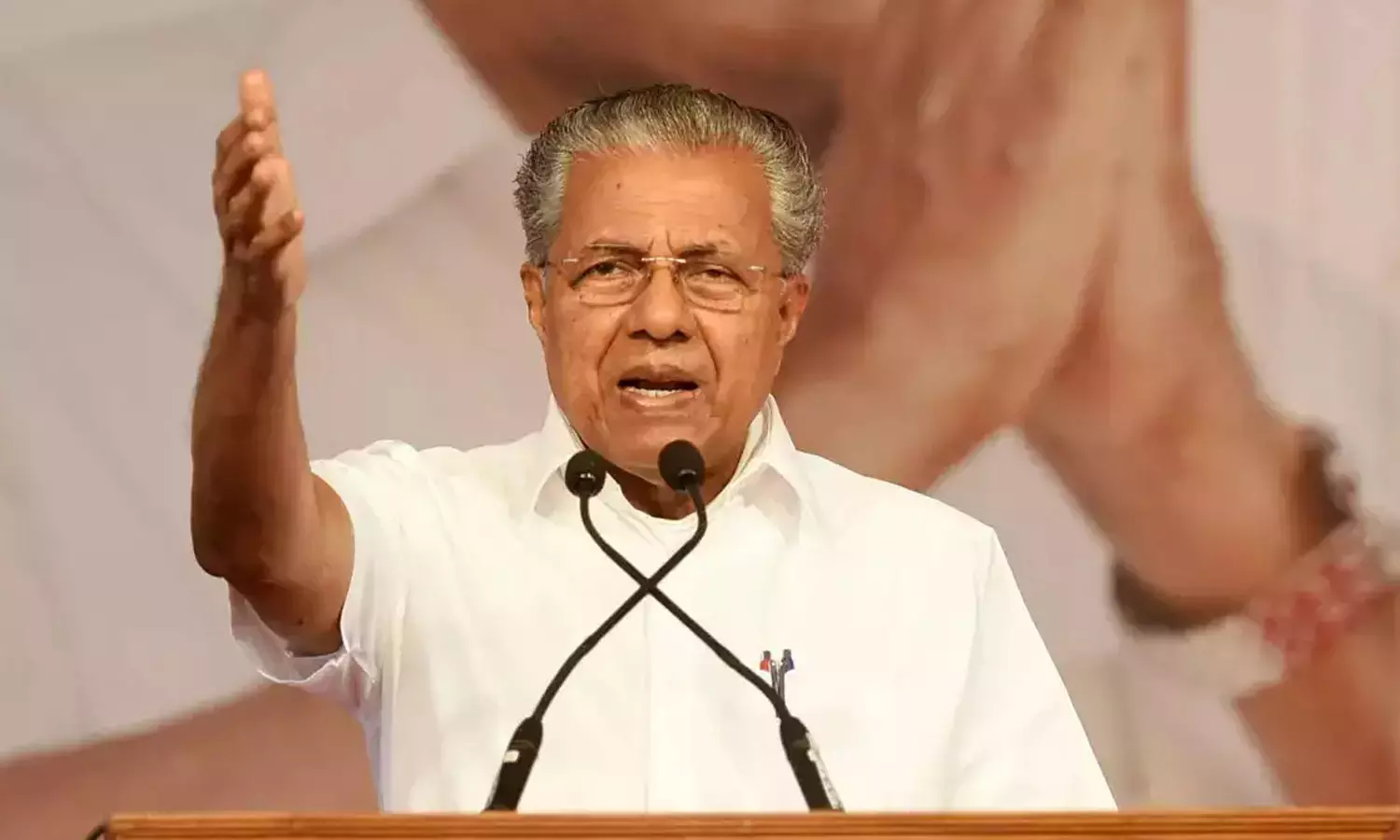 വികസനം വരുമ്പോൾ ചെറിയ ബുദ്ധിമുട്ടുണ്ടാകും, പരിഹാരവുമുണ്ടാകും, മാധ്യമങ്ങൾ വികസനത്തിനൊപ്പം നിൽക്കണം: മുഖ്യമന്ത്രി വികസനം വരുമ്പോൾ ചെറിയ ബുദ്ധിമുട്ടുണ്ടാകും, പരിഹാരവുമുണ്ടാകും, മാധ്യമങ്ങൾ വികസനത്തിനൊപ്പം നിൽക്കണം: മുഖ്യമന്ത്രി