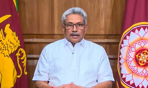 ശ്രീലങ്കയിൽ സാമ്പത്തിക അരക്ഷിതാവസ്ഥ രൂക്ഷം; പ്രസിഡന്റിന്റെ അധ്യക്ഷതയില് യോഗം ചേർന്നു ശ്രീലങ്കയിൽ സാമ്പത്തിക അരക്ഷിതാവസ്ഥ രൂക്ഷം; പ്രസിഡന്റിന്റെ അധ്യക്ഷതയില് യോഗം ചേർന്നു