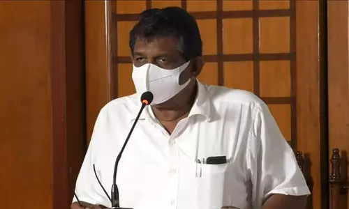 ചർച്ചയാവാം, ബസുടമകളുടെ സമ്മർദം കൊണ്ടാണ് വർധനയെന്ന് വരുത്തിത്തീർക്കാനാണ് ശ്രമം: ഗതാഗത മന്ത്രി