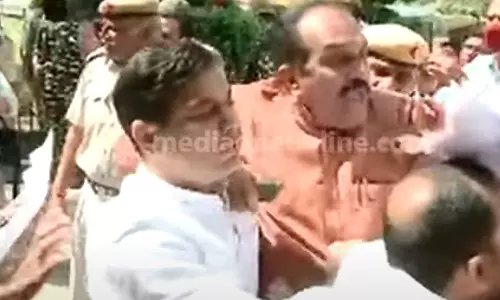 എംപിമാരെ കയ്യേറ്റം ചെയ്തിട്ടില്ല; വിശദീകരണവുമായി ഡൽഹി പൊലീസ്