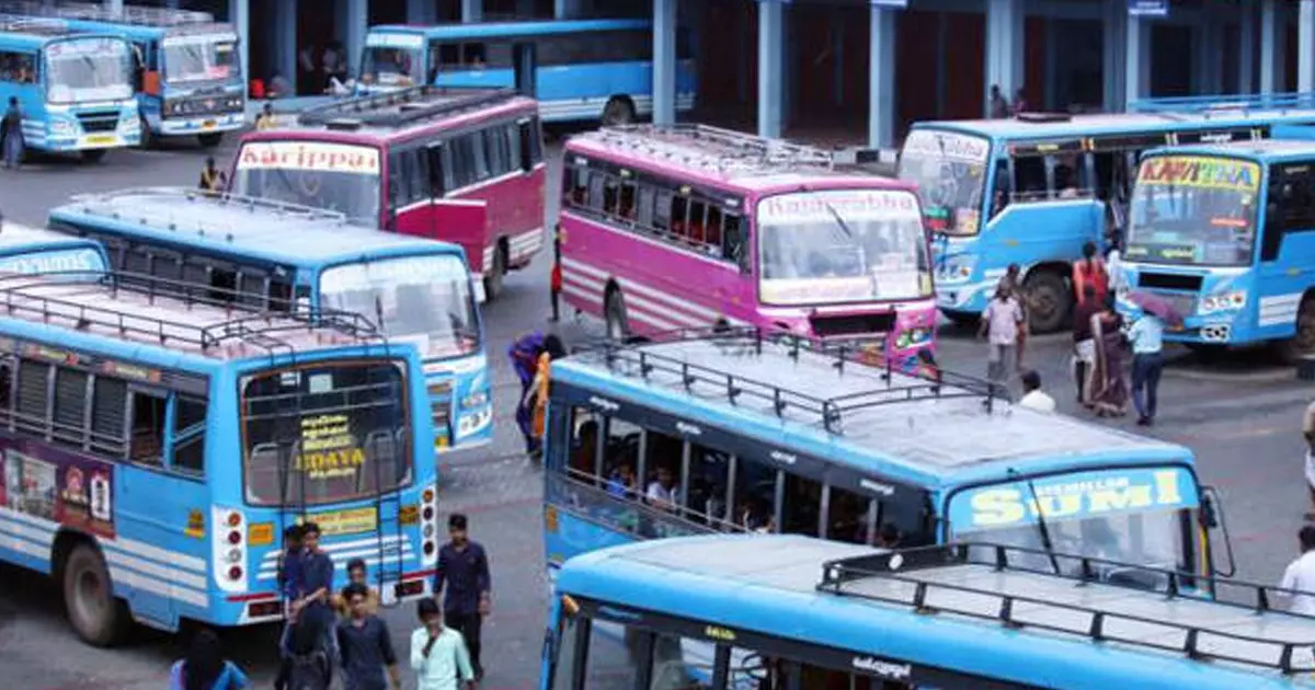ഫിറ്റ്‌നെസ് ടെസ്റ്റ് തുക കുറയ്ക്കാത്തതിൽ പ്രതിഷേധം; സ്വകാര്യ ബസുടമകൾ സമരത്തിലേക്ക്