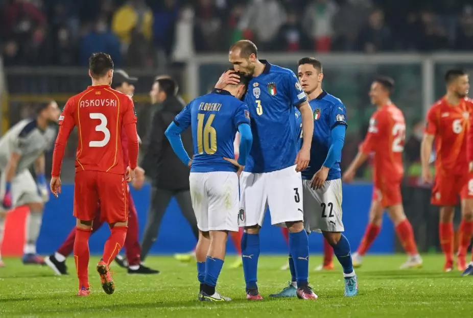 ലോക ഫുട്‌ബോളിനെ ഞെട്ടിച്ച ഇറ്റാലിയൻ ദുരന്തം; ഇനി പോർച്ചുഗലിന് കാര്യങ്ങൾ എളുപ്പം