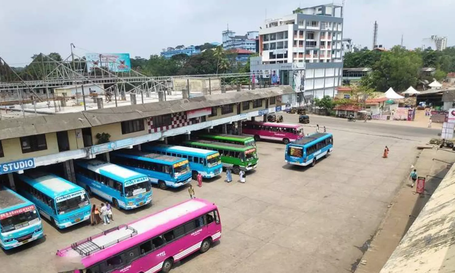 ബസ് സമരം ജനങ്ങളോടുള്ള യുദ്ധപ്രഖ്യാപനം: ആന്റണി രാജു