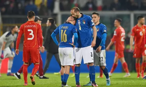 ലോക ഫുട്‌ബോളിനെ ഞെട്ടിച്ച ഇറ്റാലിയൻ ദുരന്തം; ഇനി പോർച്ചുഗലിന് കാര്യങ്ങൾ എളുപ്പം