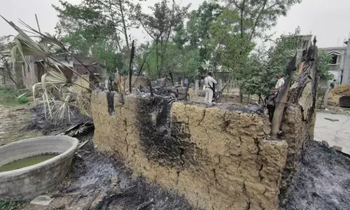 ബംഗാള്‍ സംഘര്‍ഷം സിബിഐ അന്വേഷിക്കണം: കല്‍ക്കട്ട ഹൈക്കോടതി