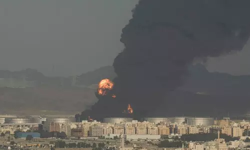 പത്തിലേറെ ഡ്രോണുകള്; സൗദിയിലേക്ക് വീണ്ടും ഹൂത്തികളുടെ ആക്രമണ ശ്രമം പത്തിലേറെ ഡ്രോണുകള്; സൗദിയിലേക്ക് വീണ്ടും ഹൂത്തികളുടെ ആക്രമണ ശ്രമം