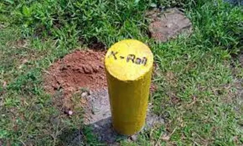 സംസ്ഥാനത്ത് നിർത്തിവെച്ച കെ റെയിൽ സർവേ ഇന്ന് പുനരാരംഭിക്കും; തടയുമെന്ന് സമരസമിതി