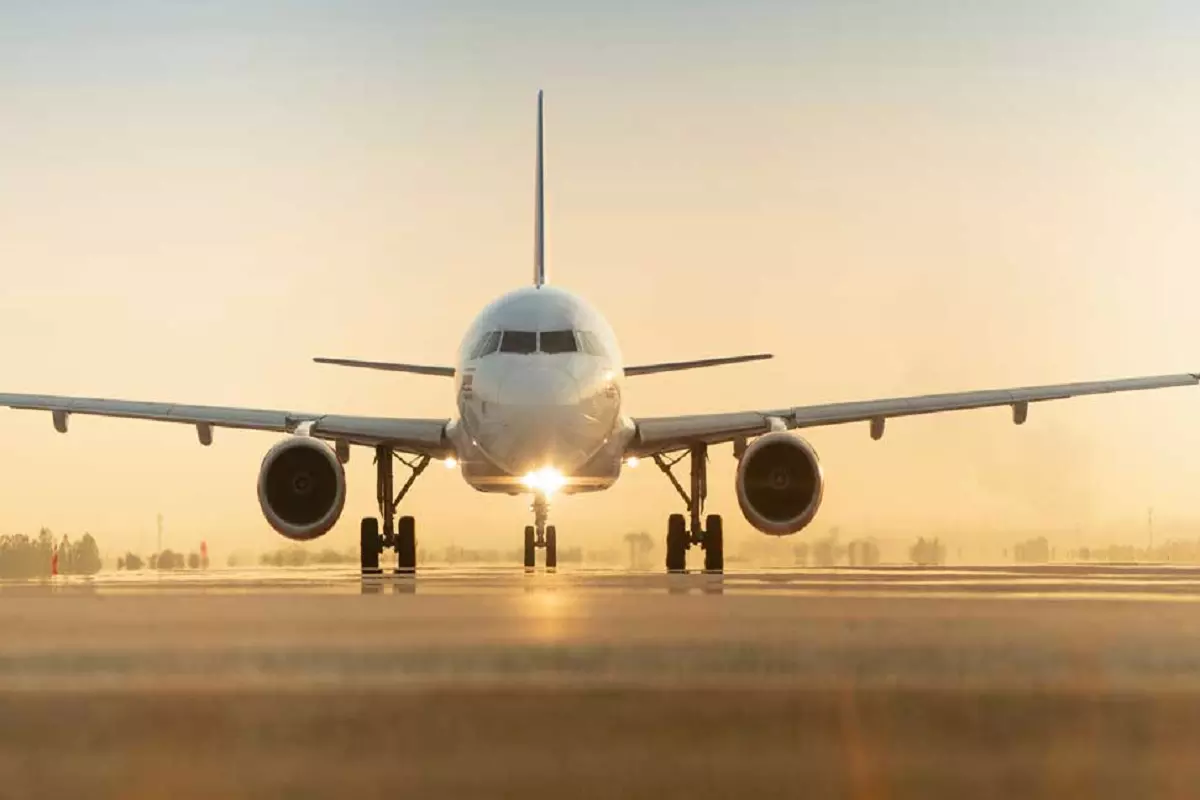 നൂറു ശതമാനം യാത്രക്കാരുമായി ഇന്ത്യയിലേക്കുള്ള അന്താരാഷ്ട്ര വിമാന സർവീസുകൾ പുനരാരംഭിച്ചു