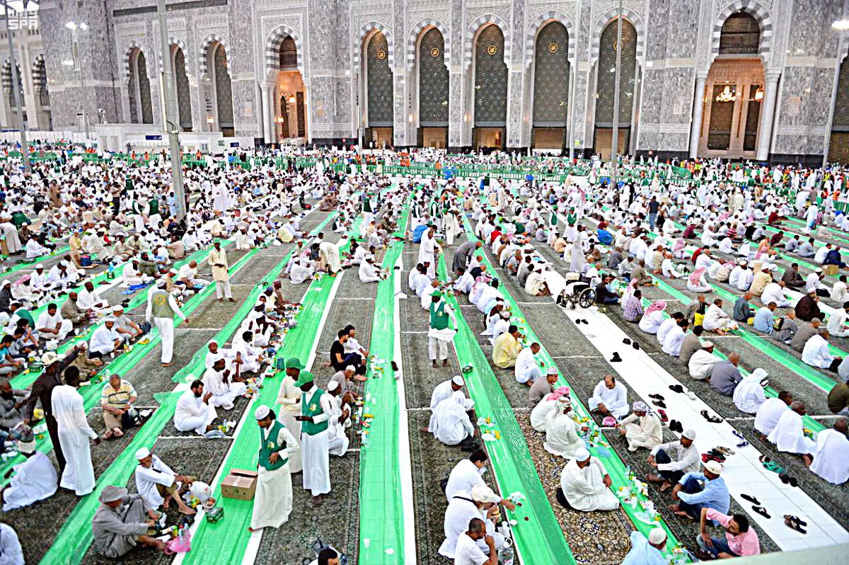 പള്ളികളില് ഇഫ്താറിനായി ധനസമാഹരണം നടത്തരുത് പള്ളികളില് ഇഫ്താറിനായി ധനസമാഹരണം നടത്തരുത്