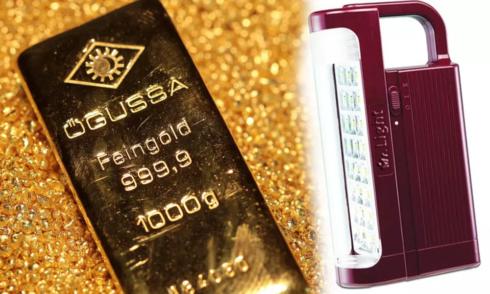 എമർജൻസി ലാമ്പ് വഴി കടത്താന്‍ ശ്രമിച്ച 30 ലക്ഷം രൂപയുടെ സ്വര്‍ണ്ണം പിടികൂടി