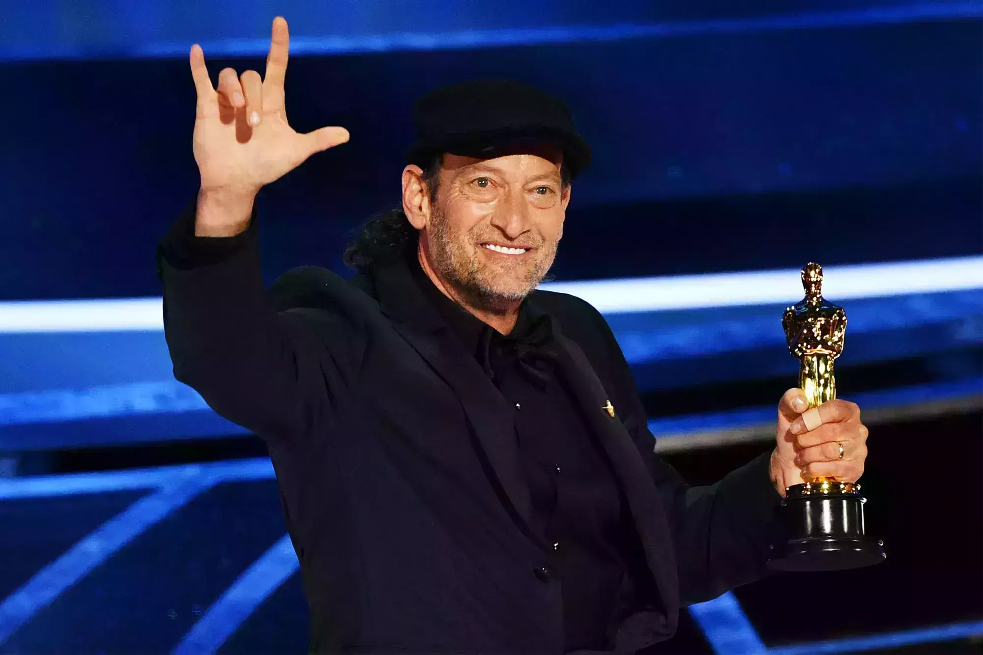 കേൾവിശക്തിയും സംസാരശേഷിയുമില്ല, ഓസ്‌കർ നിറവില്‍ ട്രോയ് കോറ്റ്‌സർ