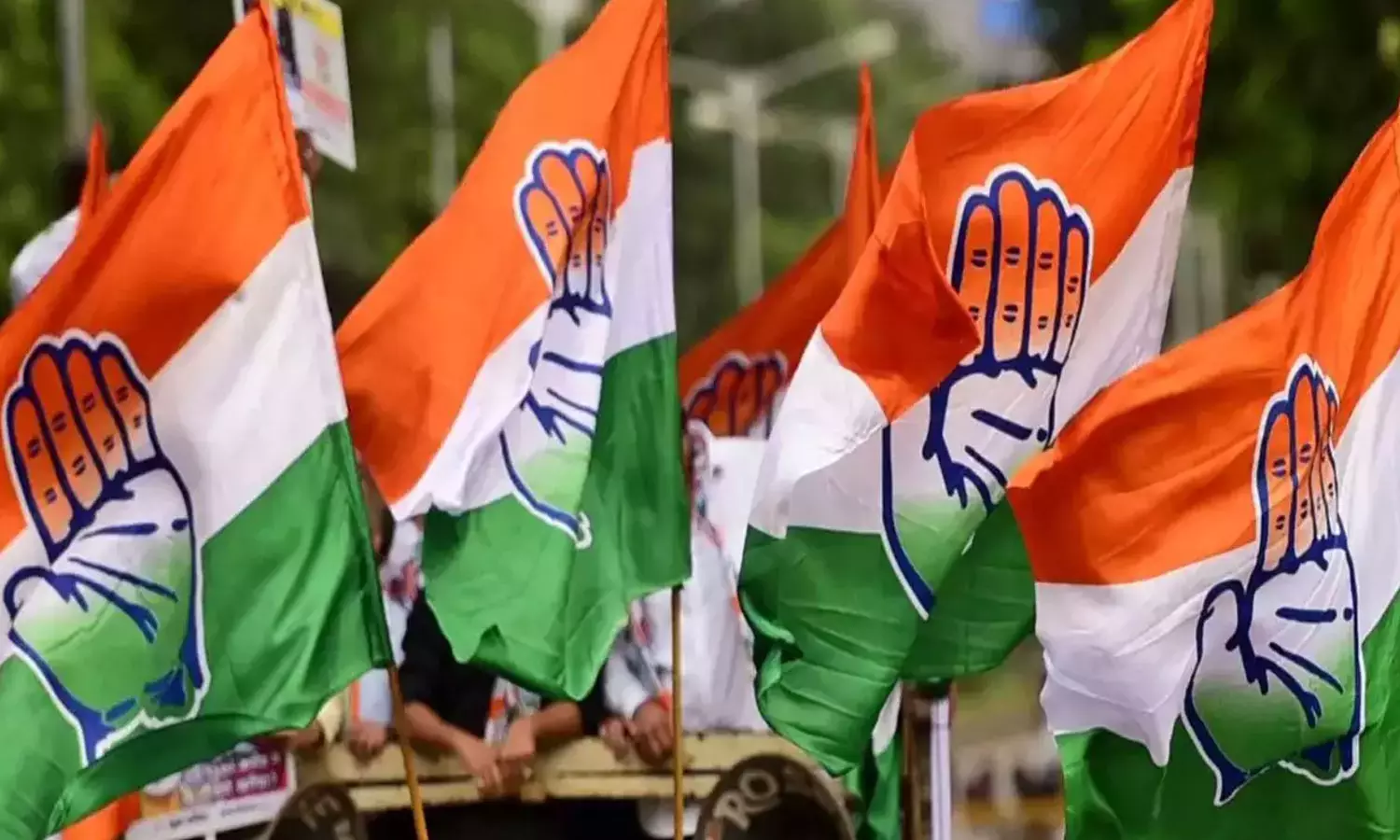 പാർട്ടി അംഗങ്ങൾക്ക് രണ്ട് ലക്ഷം രൂപയുടെ അപകട ഇൻഷുറൻസ് പാക്കേജുമായി തെലങ്കാന കോൺഗ്രസ്