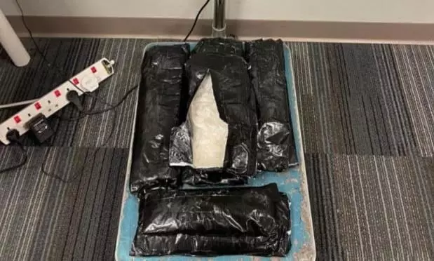 ഖത്തറിലേക്ക് മയക്കുമരുന്ന് കടത്താനുള്ള ശ്രമം ഹമദ് ഇന്റര്നാഷണല് എയര്പോര്ട്ടില് കസ്റ്റംസ് തടഞ്ഞു ഖത്തറിലേക്ക് മയക്കുമരുന്ന് കടത്താനുള്ള ശ്രമം ഹമദ് ഇന്റര്നാഷണല് എയര്പോര്ട്ടില് കസ്റ്റംസ് തടഞ്ഞു