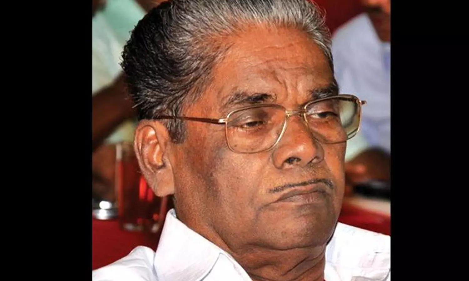 സമര ദിവസം ബസ് ഓടിച്ചതും മർദിച്ചതും തെറ്റ്;  കെഎസ്ആർടിസി കണ്ടക്ടർക്ക് മർദനമേറ്റ സംഭവത്തിൽ വിശദീകരണവുമായി  ആനത്തലവട്ടം