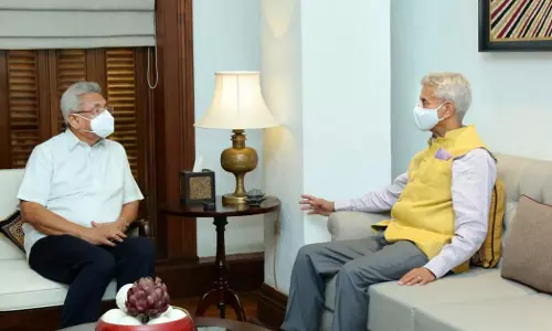 ശ്രീലങ്കന് പ്രതിസന്ധി: സഹായം ഉറപ്പുനല്കി ഇന്ത്യ ശ്രീലങ്കന് പ്രതിസന്ധി: സഹായം ഉറപ്പുനല്കി ഇന്ത്യ