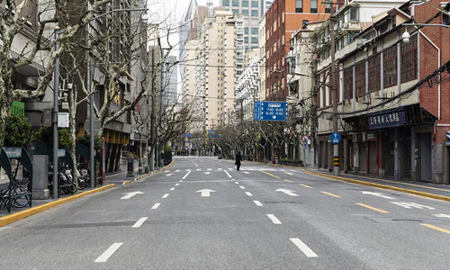 ഊണും ഉറക്കുമെല്ലാം ഓഫീസിൽ; ചൈനീസ് വാൾസ്ട്രീറ്റിനെ പിടിമുറുക്കി വീണ്ടും കോവിഡ്-കടുത്ത നിയന്ത്രണങ്ങൾ