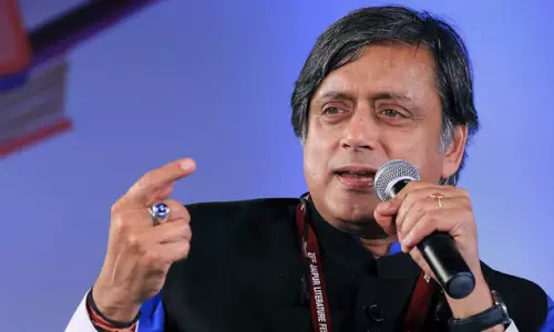 പ്രതിഷേധം ആവശ്യമാണ്; പക്ഷേ അത് പൊതുജനത്തെ ബുദ്ധിമുട്ടിച്ചിട്ട് വേണ്ട- പണിമുടക്കിനെതിരെ ശശി തരൂർ എംപി