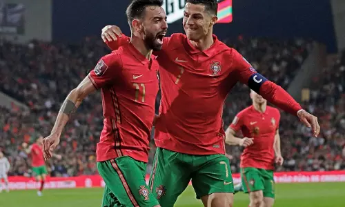 ക്രിസ്റ്റ്യാനോയും ലെവൻഡവ്‌സ്‌കിയും ലോകകപ്പിന്; സലാഹും സ്ലാറ്റനും മഹ്‌റസും പുറത്ത്... ലോകകപ്പ് യോഗ്യതാ മത്സരങ്ങളിൽ സംഭവിച്ചത്‌