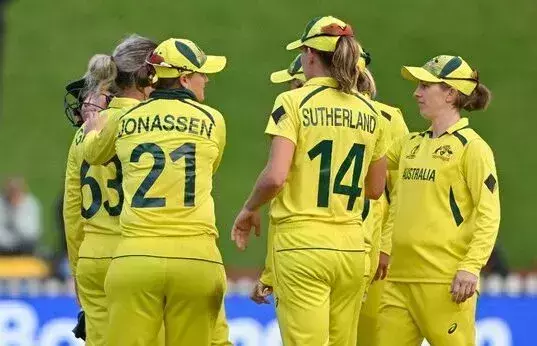 വിന്ഡീസിനെ 157 റണ്സിന് തകര്ത്തെറിഞ്ഞ് ആസ്ട്രേലിയന് വനിതകള് ലോകകപ്പ് ഫൈനലില് വിന്ഡീസിനെ 157 റണ്സിന് തകര്ത്തെറിഞ്ഞ് ആസ്ട്രേലിയന് വനിതകള് ലോകകപ്പ് ഫൈനലില്