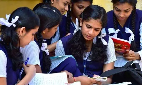 രണ്ടാം വർഷ ഹയർസെക്കന്ററി, വൊക്കേഷണൽ ഹയർസെക്കന്ററി പരീക്ഷകൾക്ക് ഇന്ന് തുടക്കം