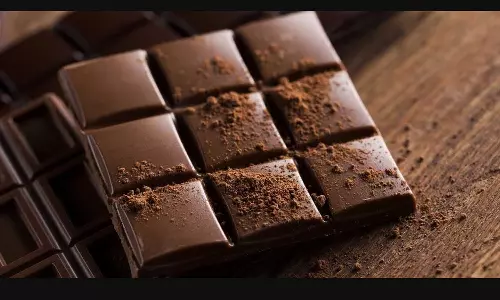 ചോക്ലേറ്റ് ഹൃദയ സംബന്ധമായ അസുഖങ്ങൾ കുറക്കുന്നു; പഠനം പറയുന്നത് ചോക്ലേറ്റ് ഹൃദയ സംബന്ധമായ അസുഖങ്ങൾ കുറക്കുന്നു; പഠനം പറയുന്നത്