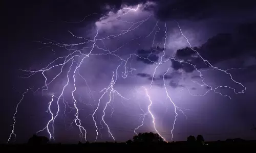 സംസ്ഥാനത്ത് അഞ്ചു ദിവസം ഇടിമിന്നലോടു കൂടിയ മഴക്ക് സാധ്യത