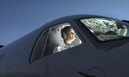 വിമാനം പറത്താനാളില്ല; അമേരിക്കയിൽ വ്യോമഗതാഗതം പ്രതിസന്ധിയിലേക്ക്