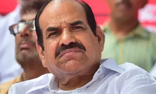 സിപിഐ മദ്യനയത്തെ എതിർത്തിട്ടില്ല. ചില വ്യക്തികളാണ് എതിർപ്പുന്നയിച്ചത്- കോടിയേരി സിപിഐ മദ്യനയത്തെ എതിർത്തിട്ടില്ല. ചില വ്യക്തികളാണ് എതിർപ്പുന്നയിച്ചത്- കോടിയേരി