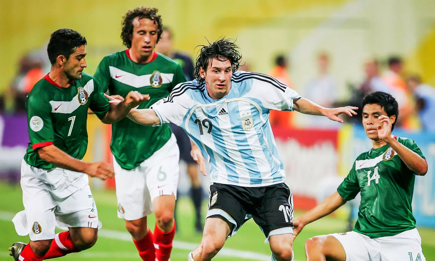 മെക്‌സിക്കൻ തിരമാലയിൽ മുങ്ങുമോ അർജന്റീന; ചരിത്രം എന്തു പറയുന്നു?