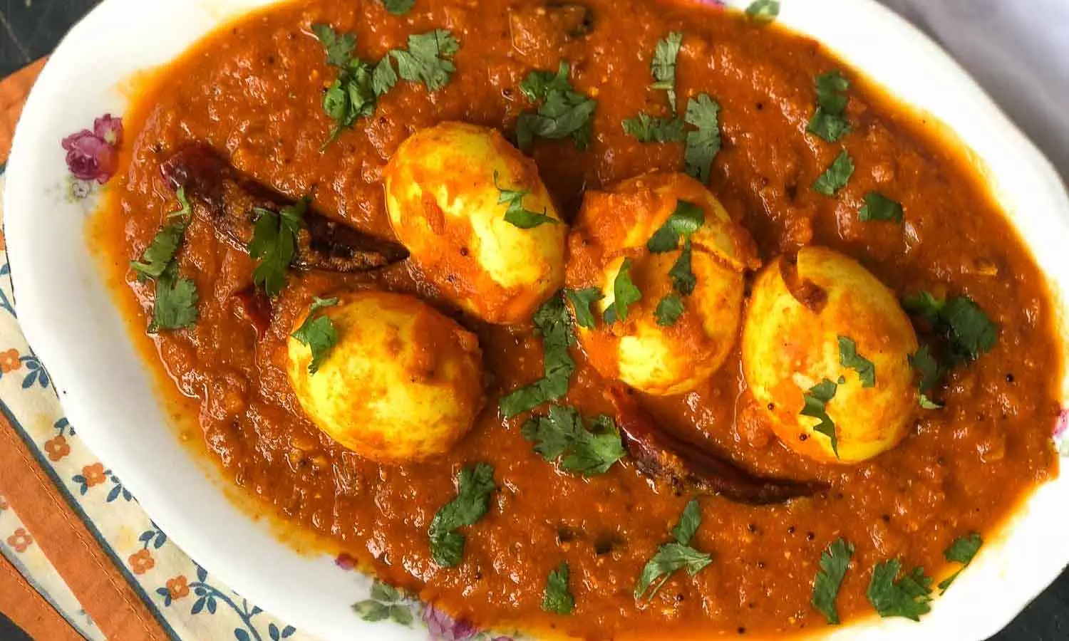 നാലര രൂപയുടെ മുട്ട പുഴുങ്ങിയാൽ മുട്ടക്കറിയാകുമോ? നാലര രൂപയുടെ മുട്ട പുഴുങ്ങിയാൽ മുട്ടക്കറിയാകുമോ?