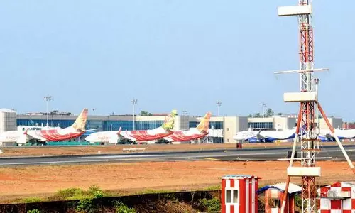 കരിപ്പൂർ വിമാനത്താവളത്തിന്റെ റൺവേ വികസനം;ഭൂമി ലഭ്യമാക്കാൻ സംസ്ഥാന സർക്കാർ നീക്കം