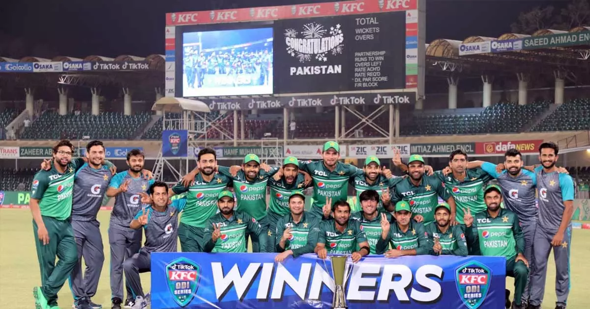 സെഞ്ച്വറി നേടി ബാബർ അസം; 20 വർഷത്തിന് ശേഷം പാക്കിസ്താന് ആസ്‌ട്രേലിയക്കെതിരെ പരമ്പര വിജയം