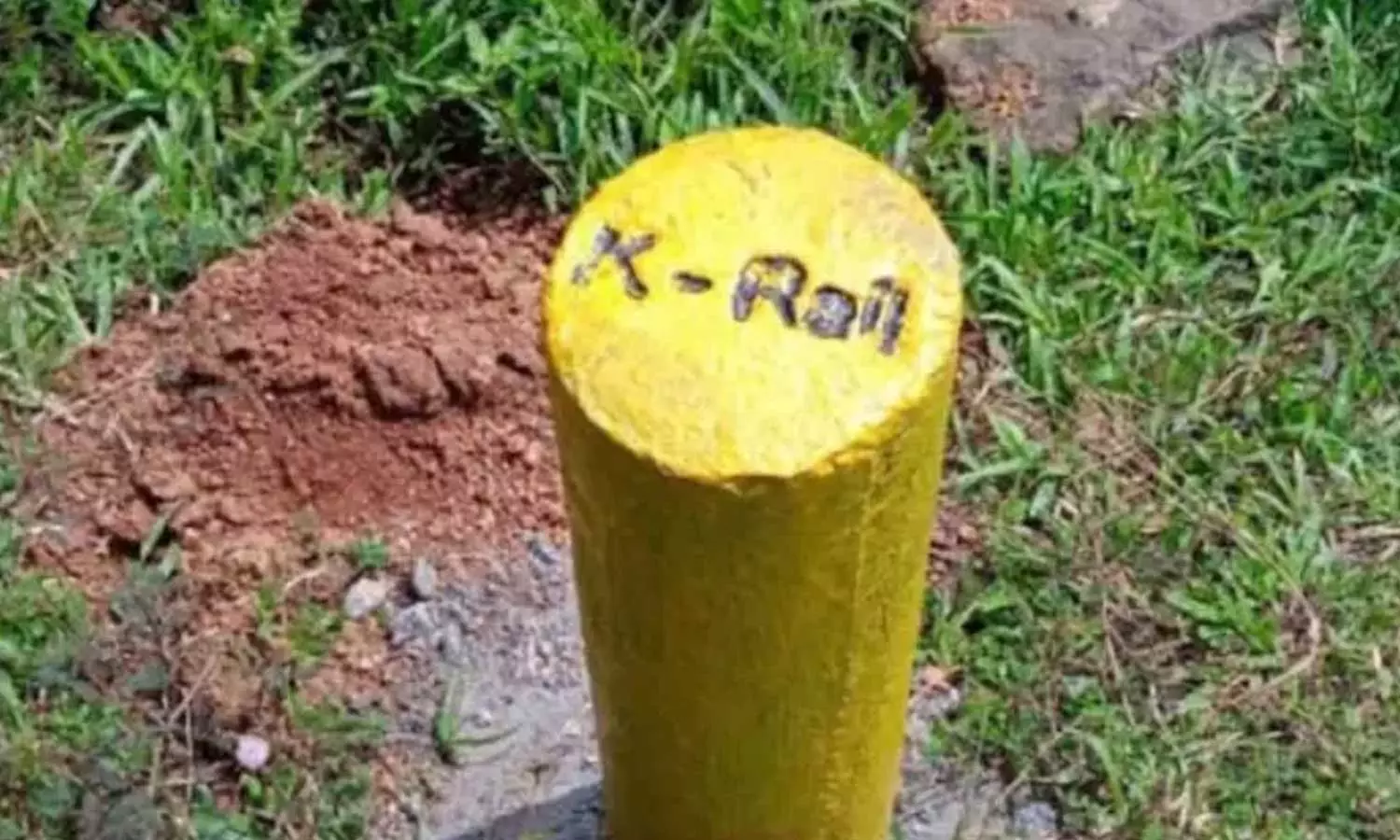 കെ റെയിൽ പദ്ധതിക്കായുള്ള സാമൂഹികാഘാത പഠനം നീട്ടണം;സർക്കാരിനോട് സർവെ ഏജൻസികൾ കെ റെയിൽ പദ്ധതിക്കായുള്ള സാമൂഹികാഘാത പഠനം നീട്ടണം;സർക്കാരിനോട് സർവെ ഏജൻസികൾ