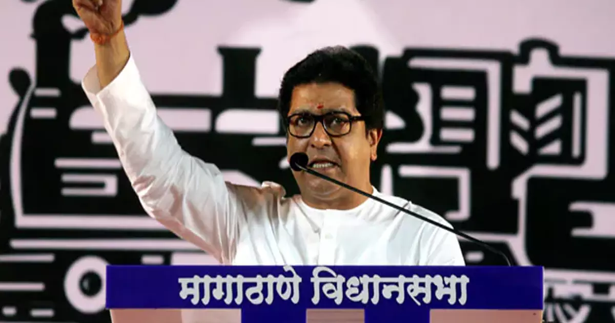 ഉച്ചഭാഷിണികള് നീക്കിയില്ലെങ്കില് പള്ളികള്ക്ക് മുന്നില് ഹനുമാന് ചാലിസ വായിക്കും: രാജ് താക്കറെ ഉച്ചഭാഷിണികള് നീക്കിയില്ലെങ്കില് പള്ളികള്ക്ക് മുന്നില് ഹനുമാന് ചാലിസ വായിക്കും: രാജ് താക്കറെ