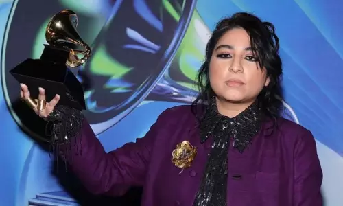 ഗ്രാമി പുരസ്‌കാരം നേടുന്ന ആദ്യത്തെ പാക് വനിതയായി അരൂജ് അഫ്താബ്