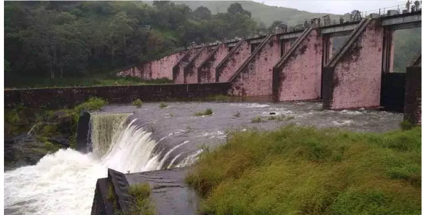 മുല്ലപ്പെരിയാർ ഹരജിയിൽ സുപ്രിംകോടതി ഇന്നും വാദം കേൾക്കും മുല്ലപ്പെരിയാർ ഹരജിയിൽ സുപ്രിംകോടതി ഇന്നും വാദം കേൾക്കും