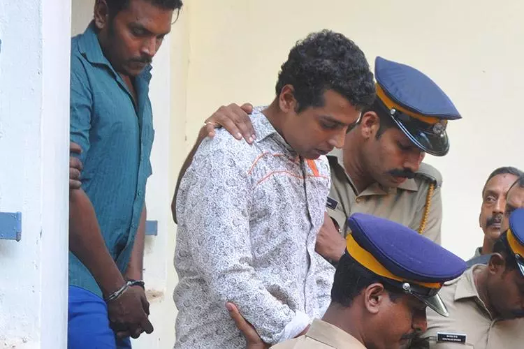 നടിയെ ആക്രമിച്ച കേസ്; പള്‍സര്‍ സുനി ജാമ്യം തേടി സുപ്രീംകോടതിയില്‍