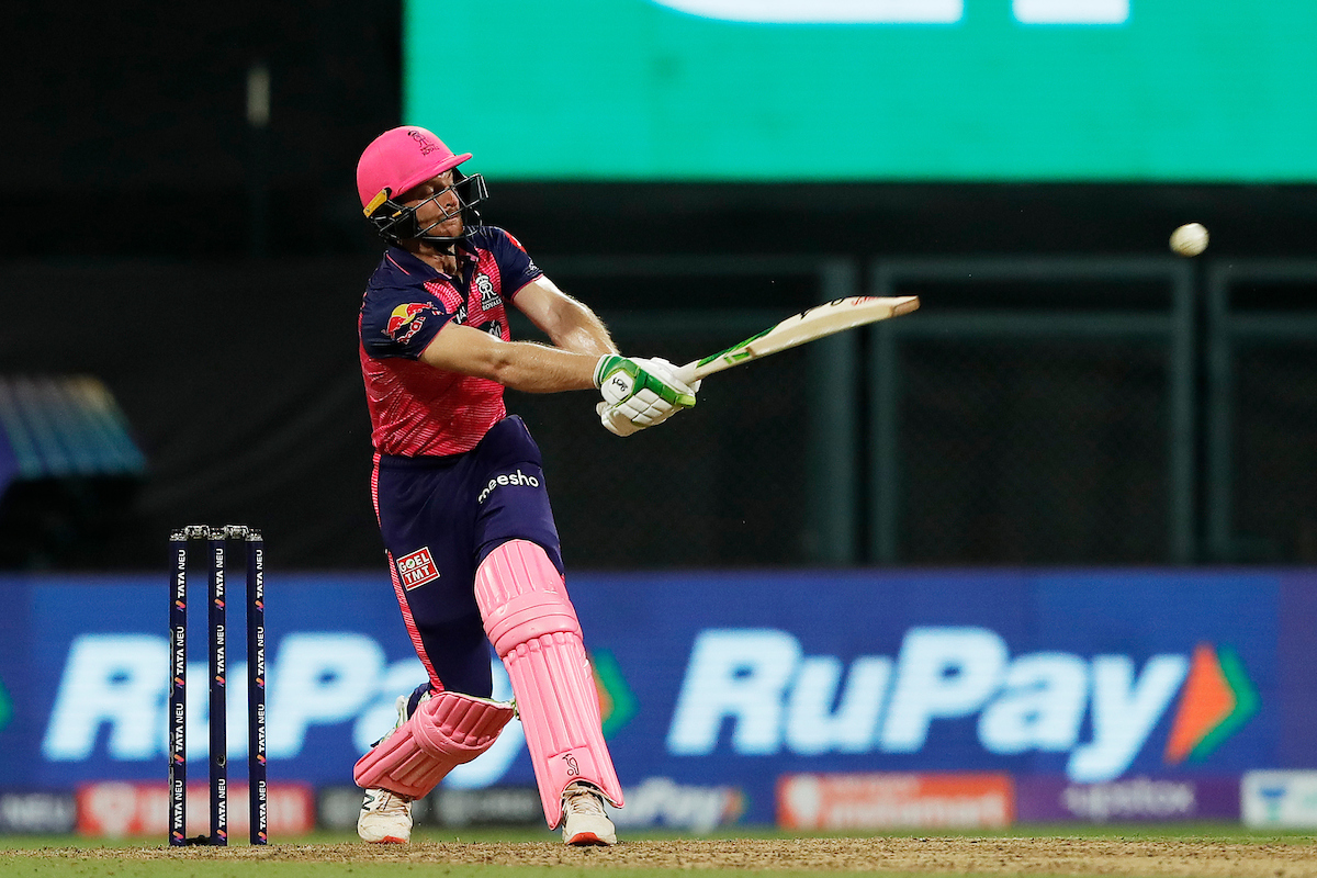 കത്തിക്കയറി ബട്‍ലര്‍; ബാംഗ്ലൂരിന് ജയിക്കാന്‍ 170 റണ്‍സ്