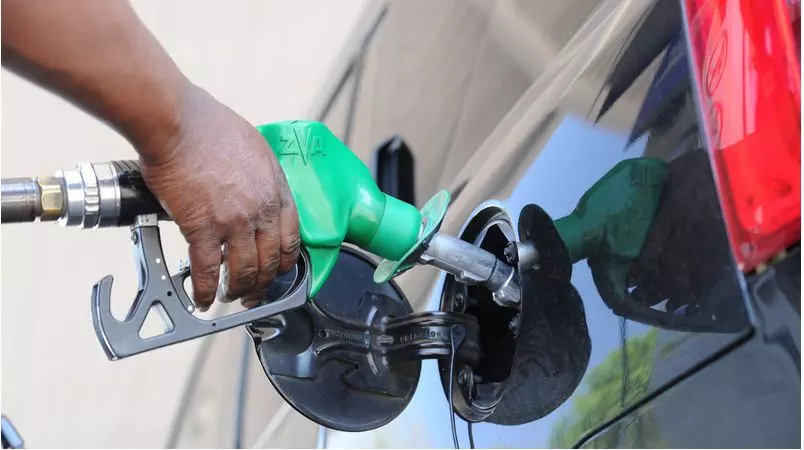 അറുതിയില്ലാ കൊള്ള; ഇന്നും കൂട്ടി ഇന്ധനവില അറുതിയില്ലാ കൊള്ള; ഇന്നും കൂട്ടി ഇന്ധനവില