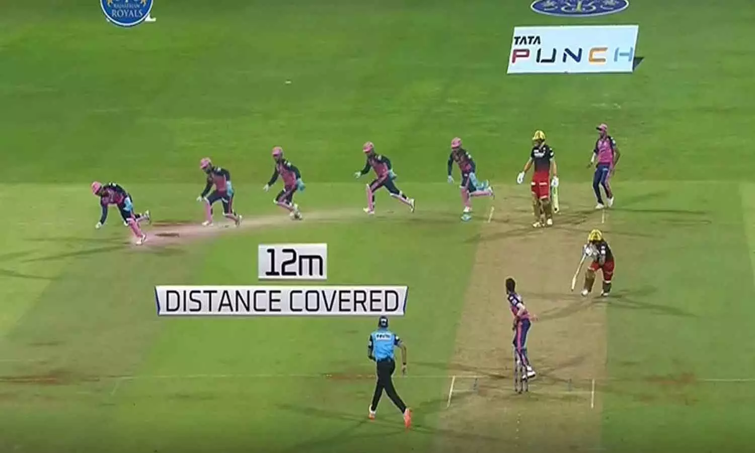 കണ്ണുപൂട്ടി തുറക്കും മുമ്പേ കോഹ്ലി ഔട്ട്; ഇത് പറക്കും സഞ്ജു കണ്ണുപൂട്ടി തുറക്കും മുമ്പേ കോഹ്ലി ഔട്ട്; ഇത് പറക്കും സഞ്ജു