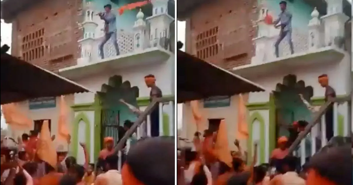 പള്ളിയുടെ മുകളിൽ കയറി ജയ്ശ്രീരാം വിളിച്ചു; യുപിയിൽ ഒരു കൂട്ടം ആളുകൾക്കെതിരെ കുറ്റപത്രം