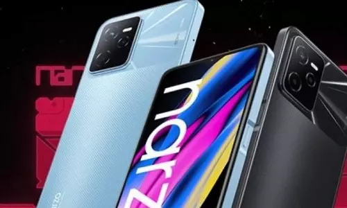 ഐഫോണിന്റെ പാതയിൽ റിയൽമിയും; ഇനി മുതൽ ഫോണുകൾക്കൊപ്പം ചാർജർ നൽകില്ല