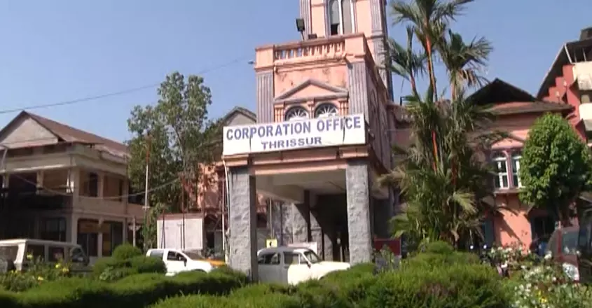 തൃശൂർ കോർപ്പറേഷനിലെ അഞ്ച് യു.ഡി.എഫ് കൗൺസിലർമാർക്കെതിരെ വധശ്രമത്തിന് കേസ് തൃശൂർ കോർപ്പറേഷനിലെ അഞ്ച് യു.ഡി.എഫ് കൗൺസിലർമാർക്കെതിരെ വധശ്രമത്തിന് കേസ്