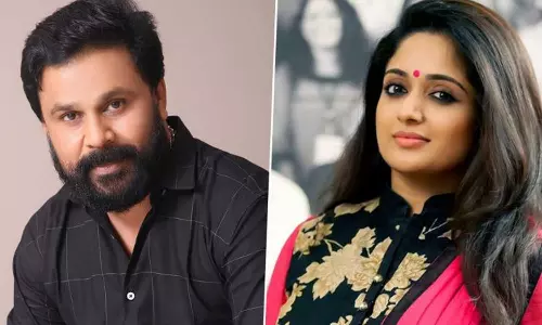 ഡിജിറ്റൽ തെളിവുകൾ ലഭിച്ചതിന്റെ അടിസ്ഥാനത്തിൽ  കാവ്യ മാധവനെ ചോദ്യം ചെയ്യണമെന്ന് പ്രോസിക്യൂഷൻ