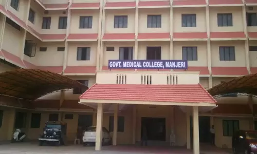 മഞ്ചേരി മെഡിക്കൽ കോളജിലെ മേൽക്കൂര തകർന്നുവീണ് സ്ത്രീക്ക് പരിക്ക്