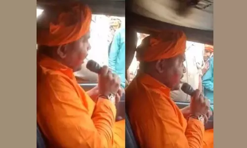 മുസ്ലിം സ്ത്രീകളെ പരസ്യമായി ബലാത്സംഗം ചെയ്യുമെന്ന് പുരോഹിതൻ; ജയ് ശ്രീരാം മുഴക്കി ആൾക്കൂട്ടം മുസ്ലിം സ്ത്രീകളെ പരസ്യമായി ബലാത്സംഗം ചെയ്യുമെന്ന് പുരോഹിതൻ; ജയ് ശ്രീരാം മുഴക്കി ആൾക്കൂട്ടം